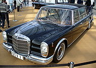 mercedes-benz 600 pullmann landaulet papst paul vi.jpg