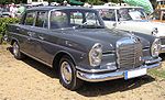 p060 mercedes-benz 220 w111.jpg