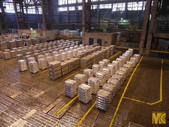 Алюминиевый завод фото